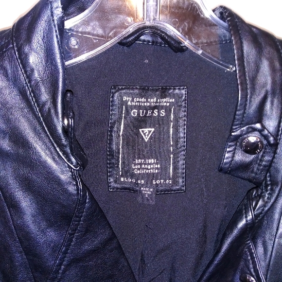 Guess jacket - Picture 2 of 3